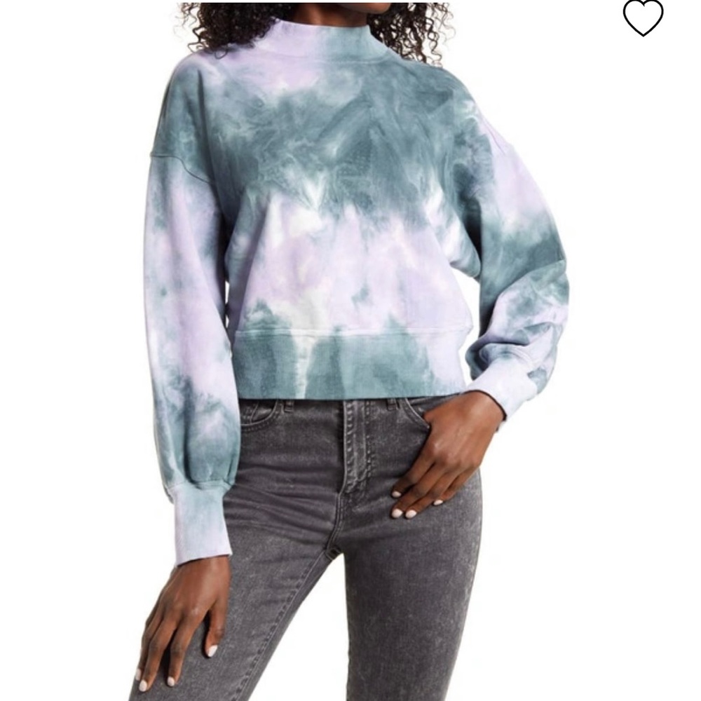 All in Favor Gray Tie Dye Puff Long Sleeve Sweatshirt